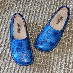 Algeria Debra Hawaiian Tile Clogs